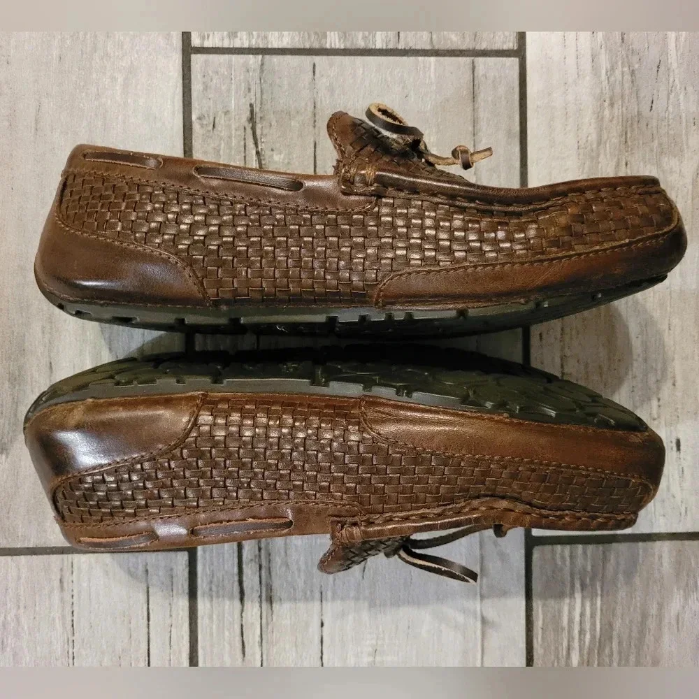 UGG Men's 9 Chester brown woven preppy casual slip-on loafers moccasins shoes